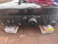 Radio Yaesu 950.