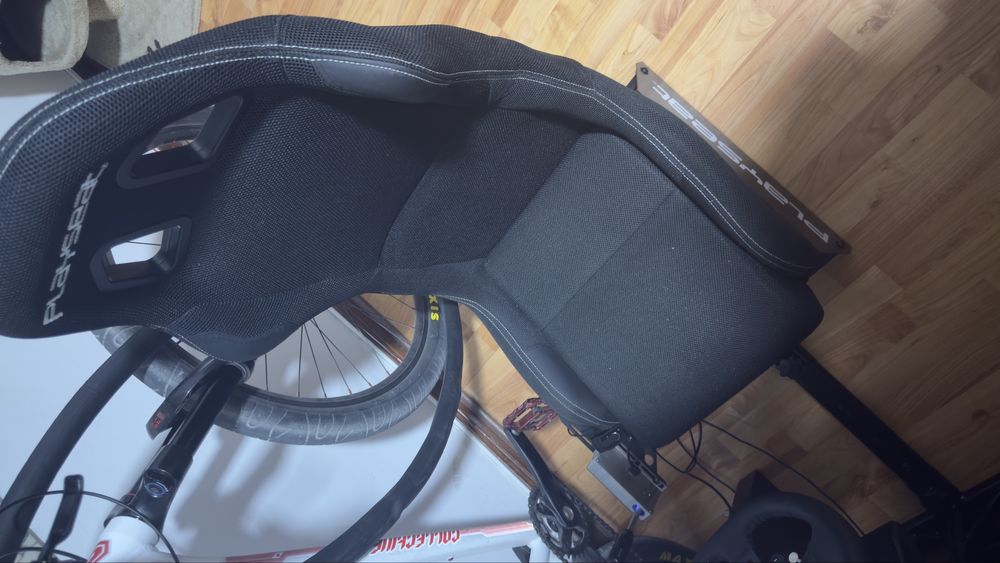 Playseat + Logitech G29
