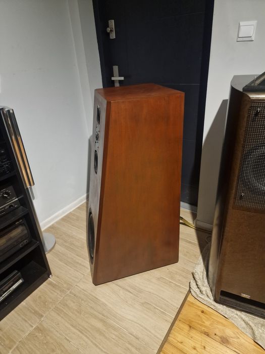 Ecouton LQL 300 poraz pierwszy w Polsce