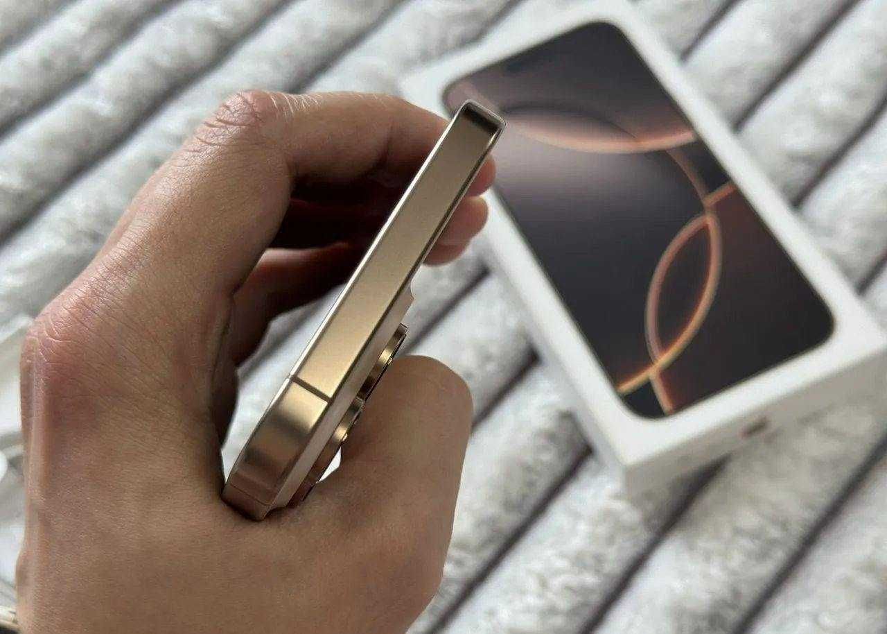 Phone 16 Pro Max, 256 ГБ