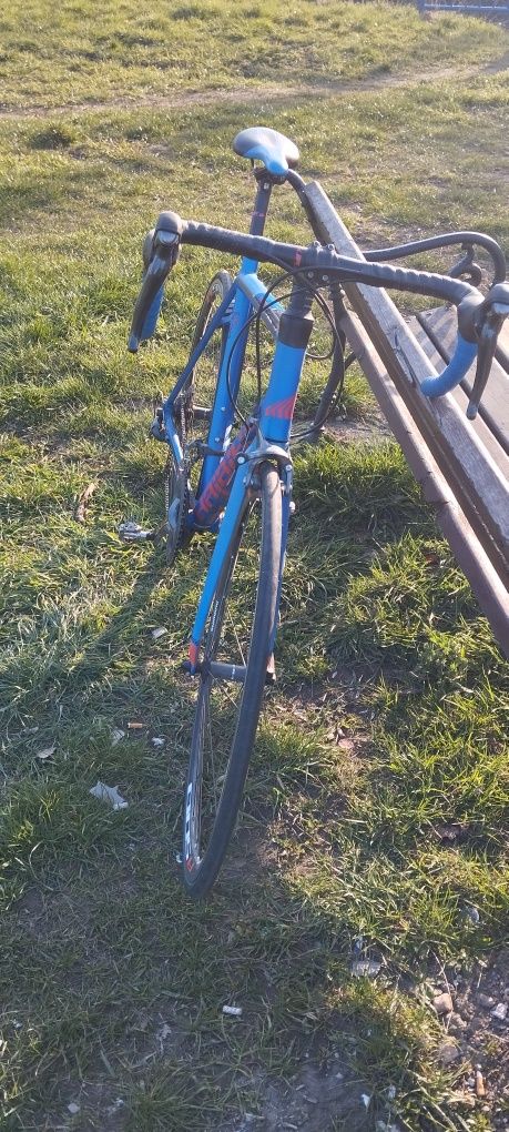 Sprzedam rower szosowy