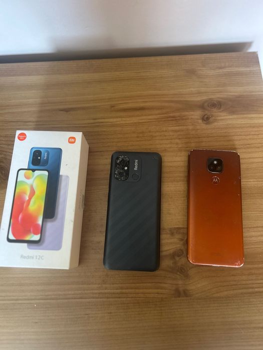 Vendo 2 telemóvel pra retira peça