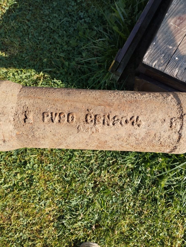 Zabytkowa abisynka pompa ręczna