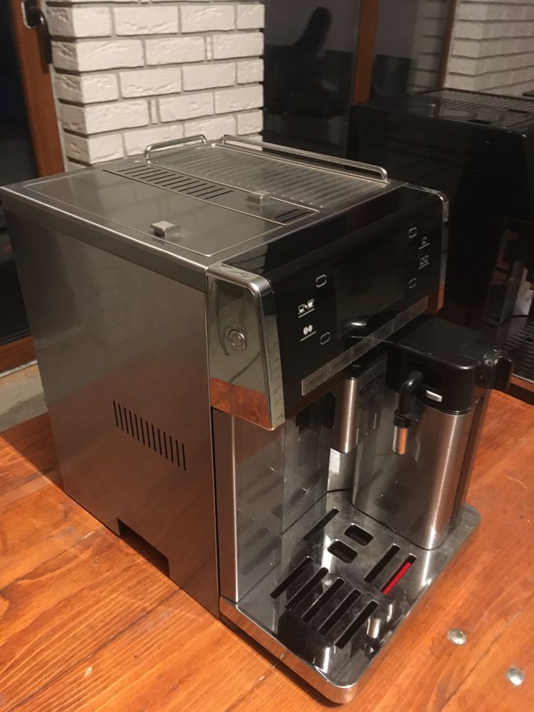 Delonghi PrimaDonna Exclusive ESAM 6900.M