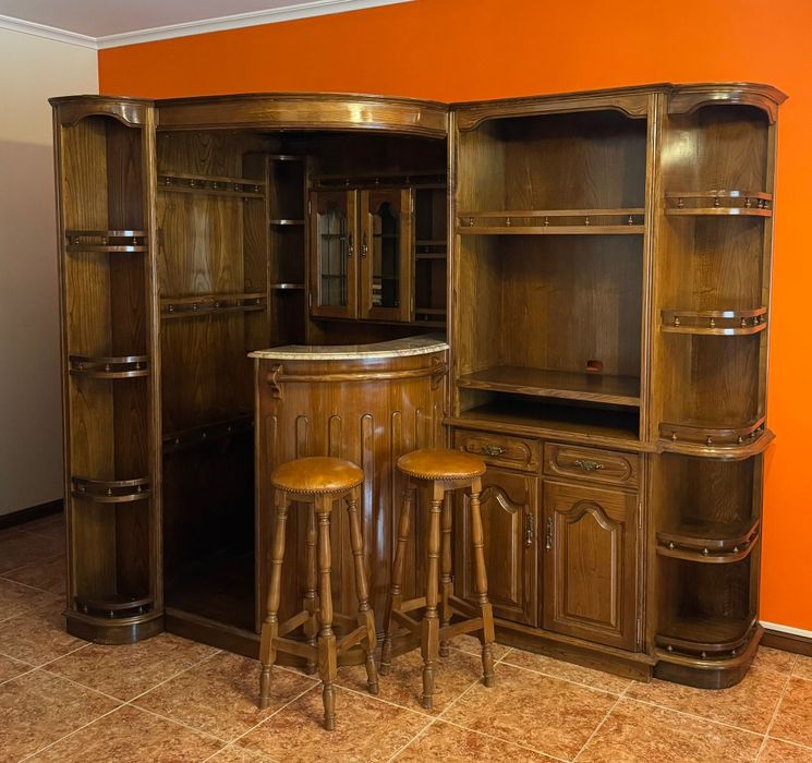 Vendo Bar em bom estado