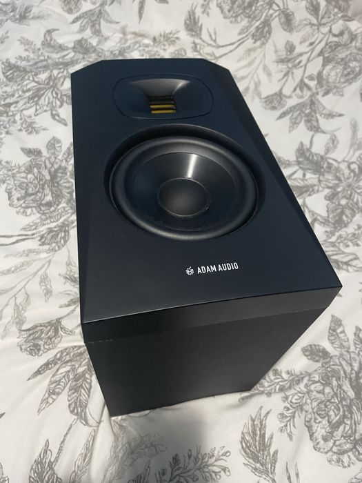 Monitor Adam Áudio T5V ( Coluna de estúdio)
