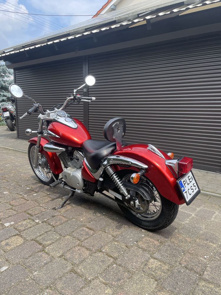 Suzuki Intruder LC 125cm3