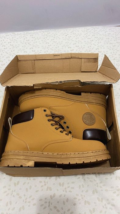 Bota Caremelo n:42
