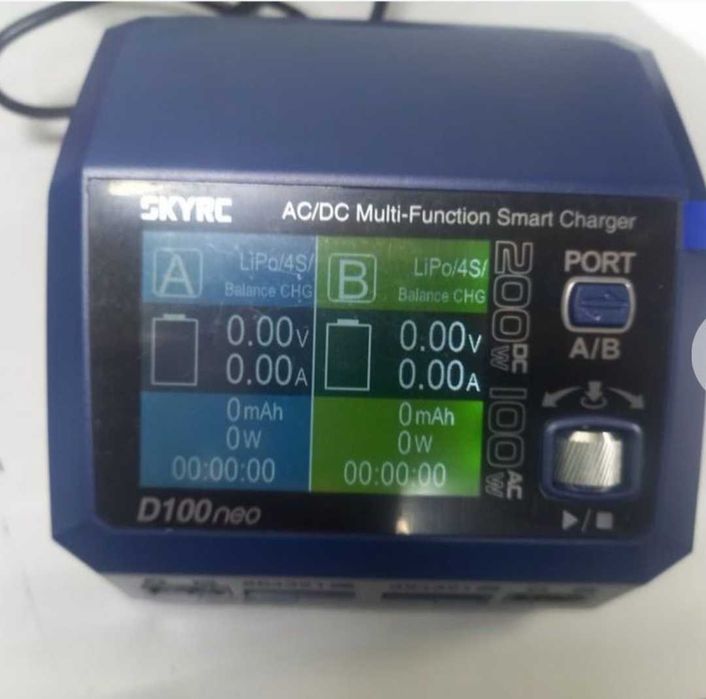 Зарядний пристрій Skyrc d100neo