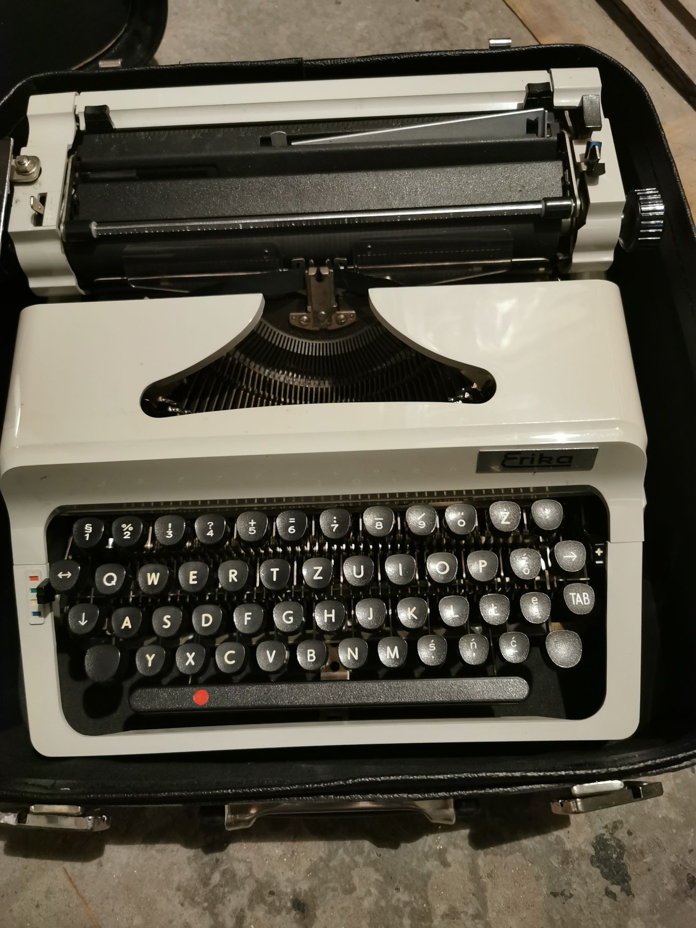 Maszyna do pisania Erica +walizka