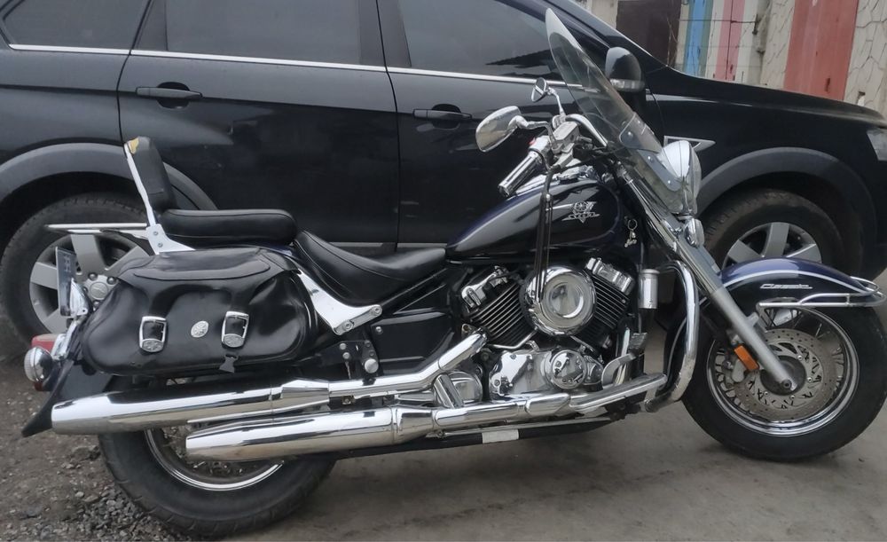 Мотоцикл Yamaha V-Star 650 Classic Selverado
