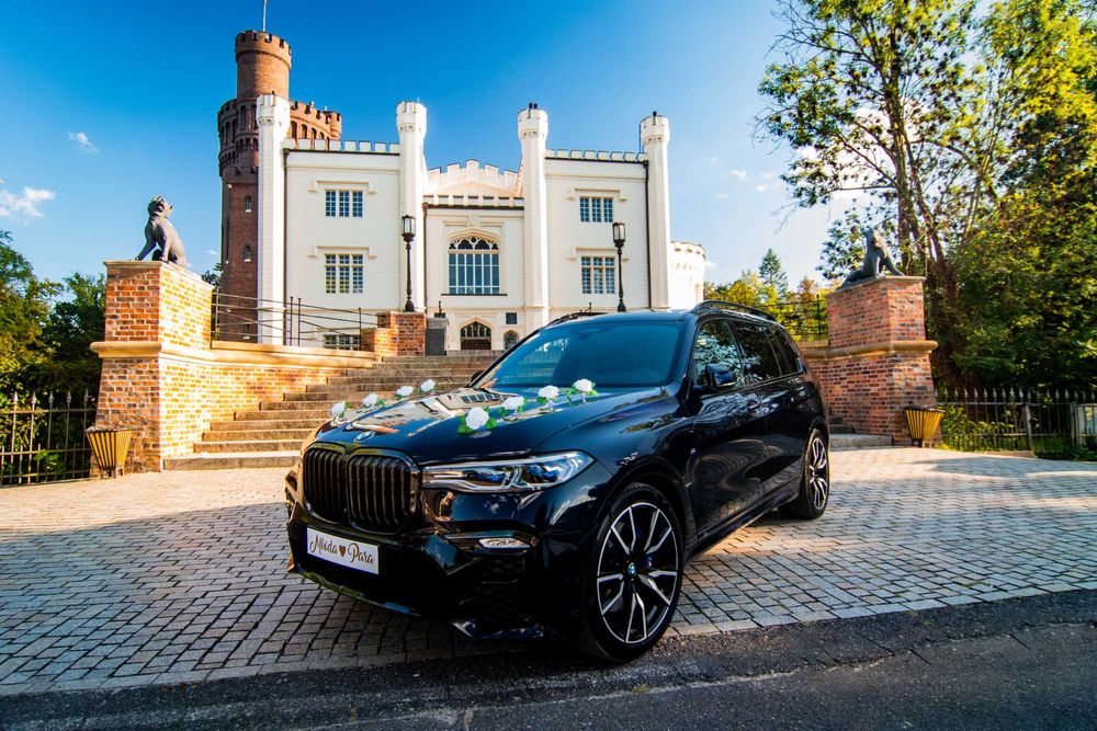 Transport VIP z kierowcą - BMW X7 - Auto na ślub