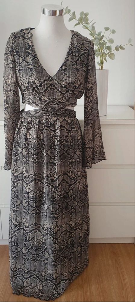 Сукня ZARA, XS.сукня міді.зміїний принт.сукня вечірня,святкова.