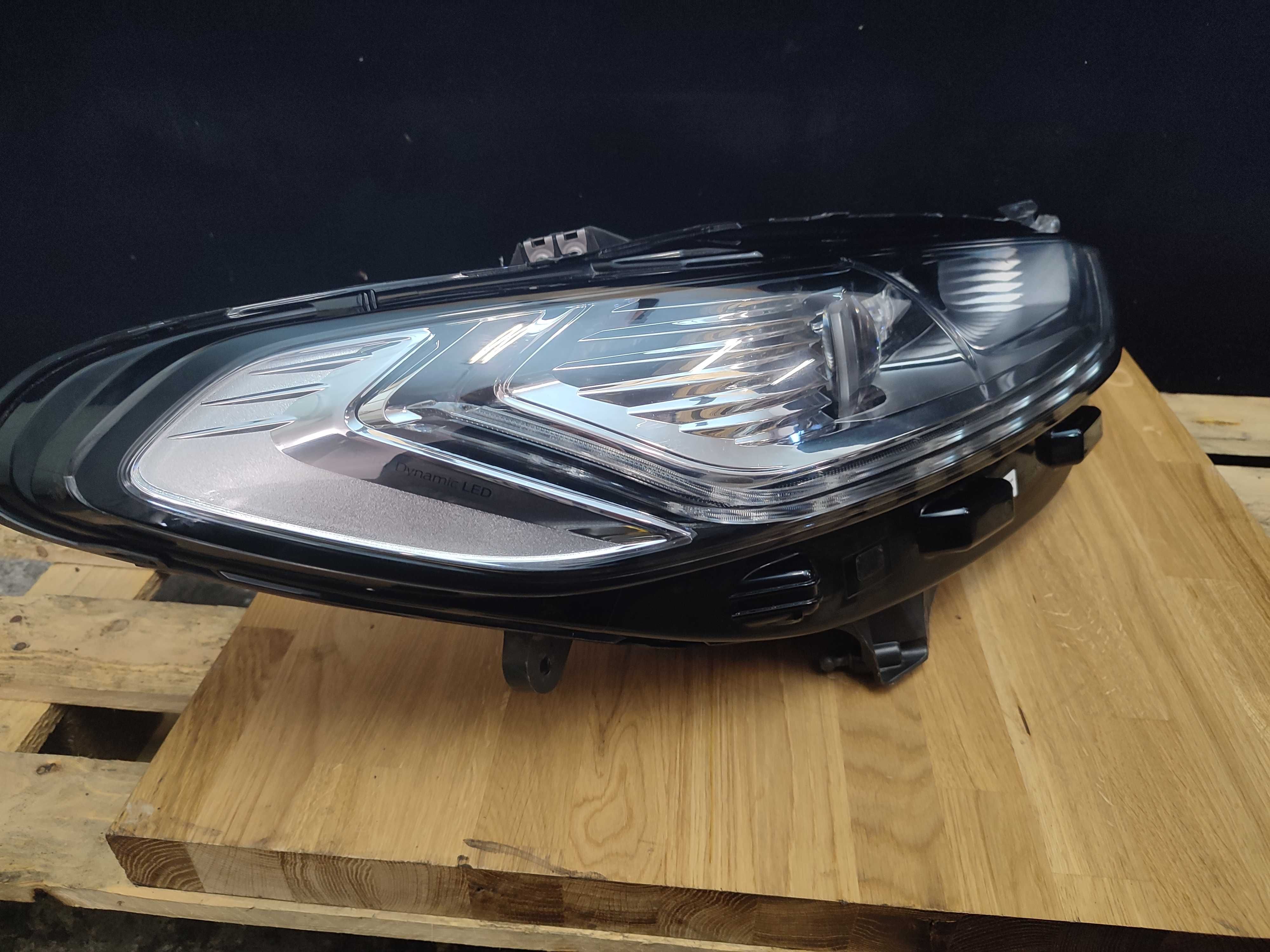 Lampa fullled dynamic led Ford  Mondeo Mk5 prawa