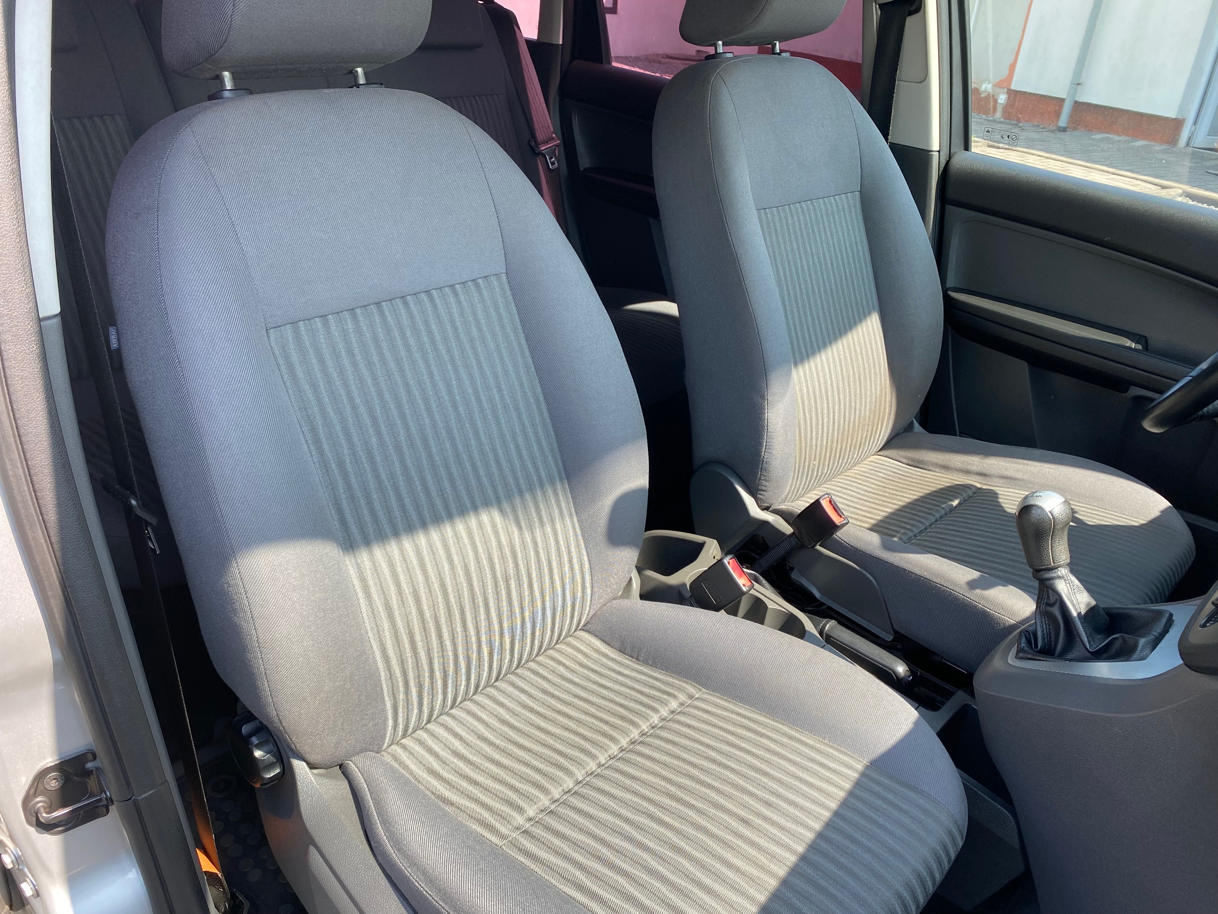 Ford C-MAX 1.8 bez dpf bez korozji zadbany