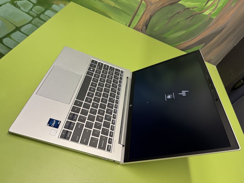 Ультрабук HP Elitebook 830 G9(i7-1265u,16gb DDR5,13.3" FHD+)Ідеал 2023