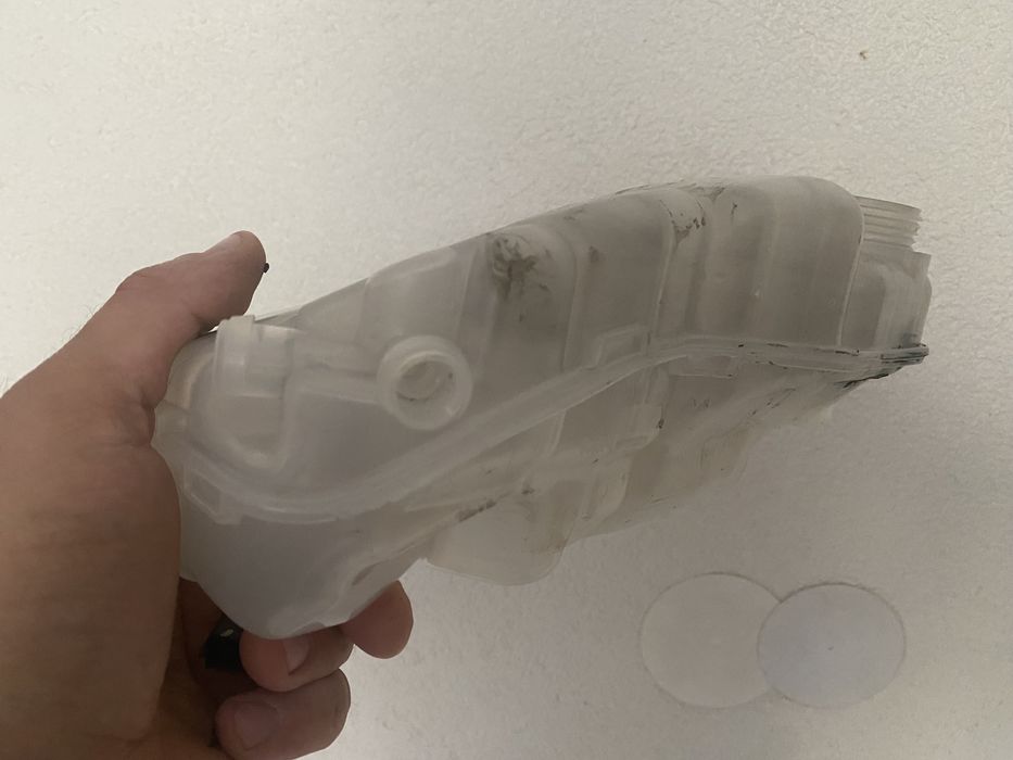 Zbiornik zbiorniczek wyrównawczy volvo v40