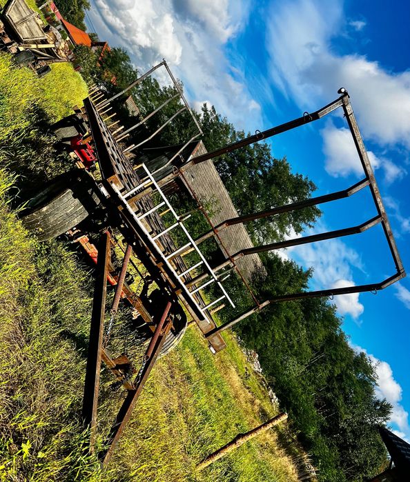 Przyczepa rolnicza Laweta na bale