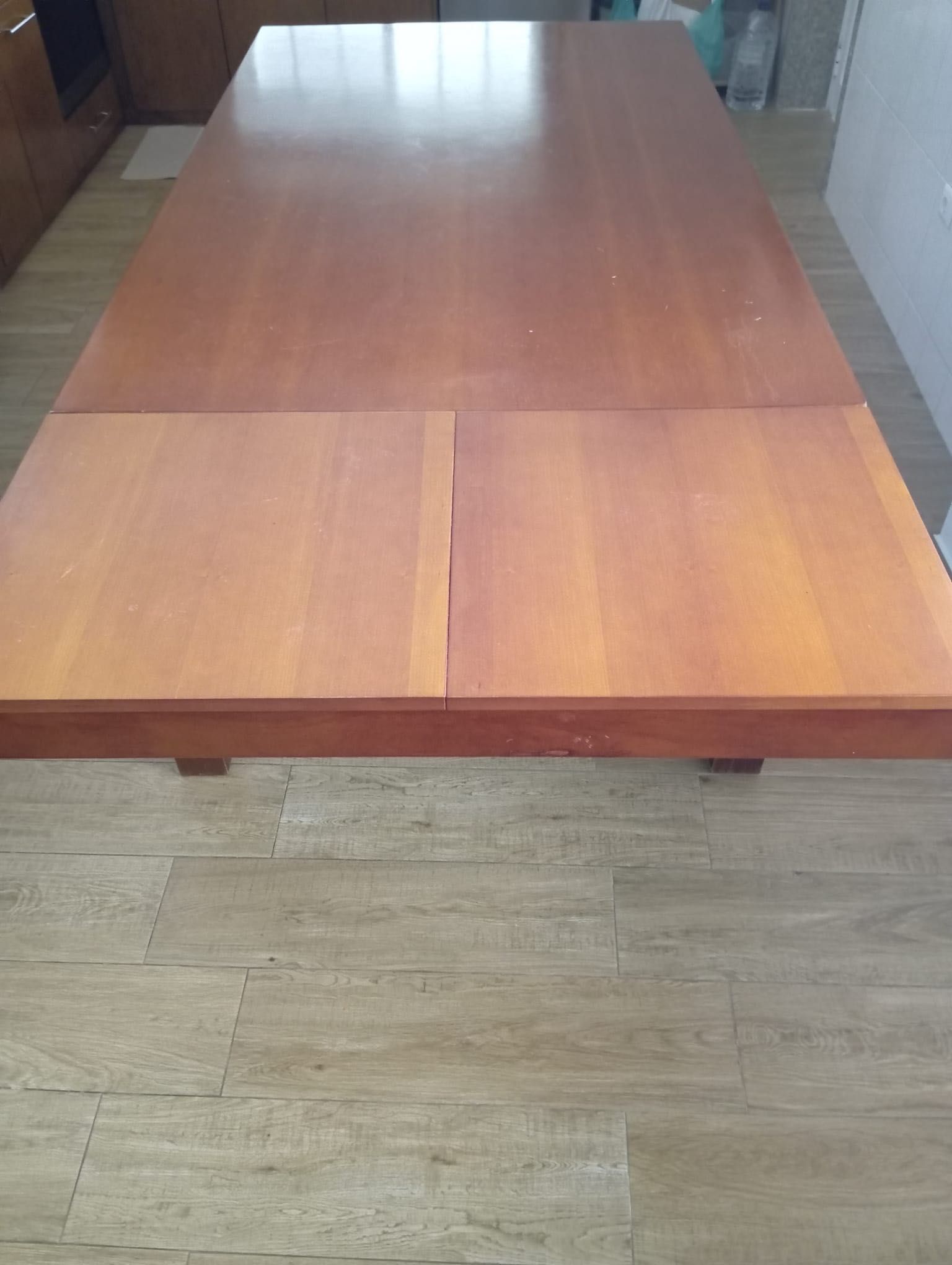 Mesa de jantar extensível