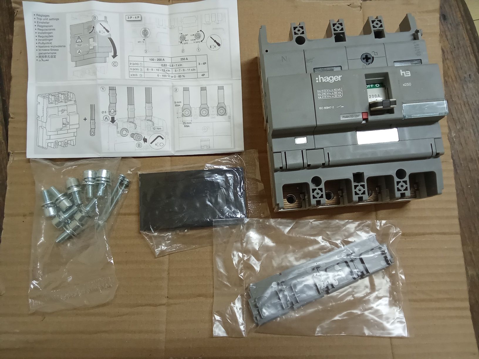 Hager/interrpt geral x250