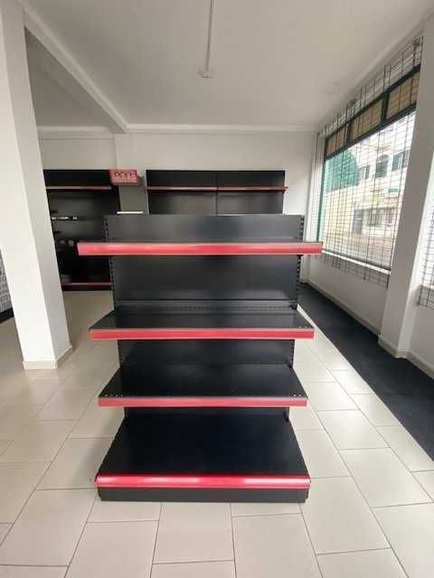 Magnificas estantes supermercado e para lojas.