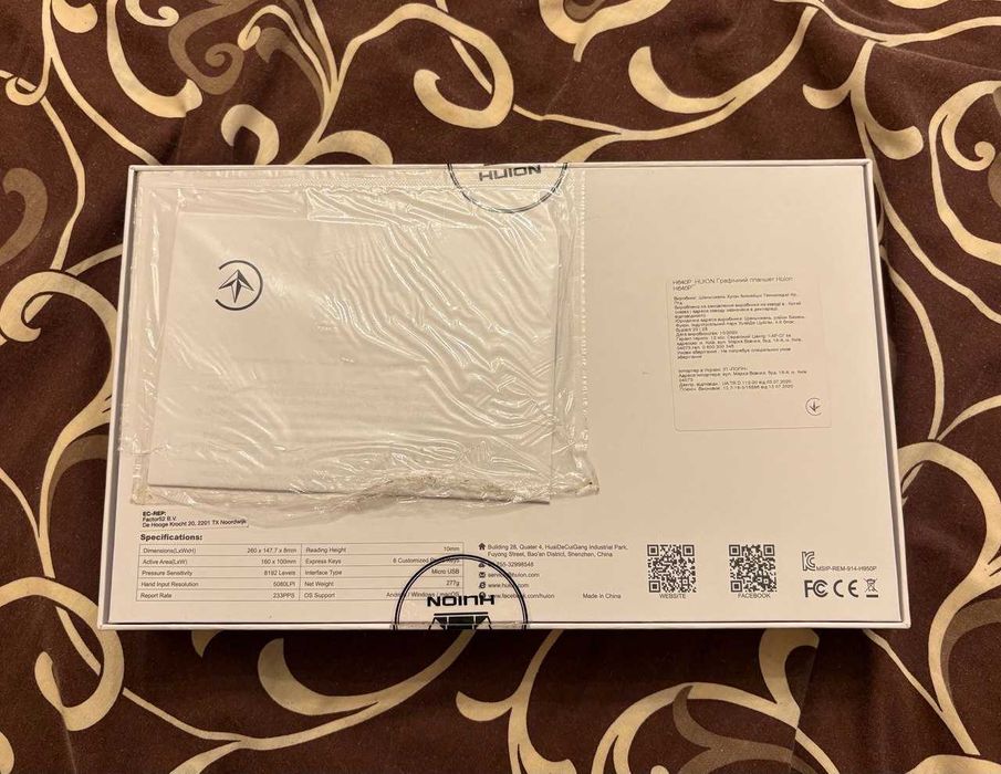 Графічний планшет Huion H640P
