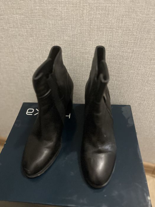 Ботильйони, черевики Braska