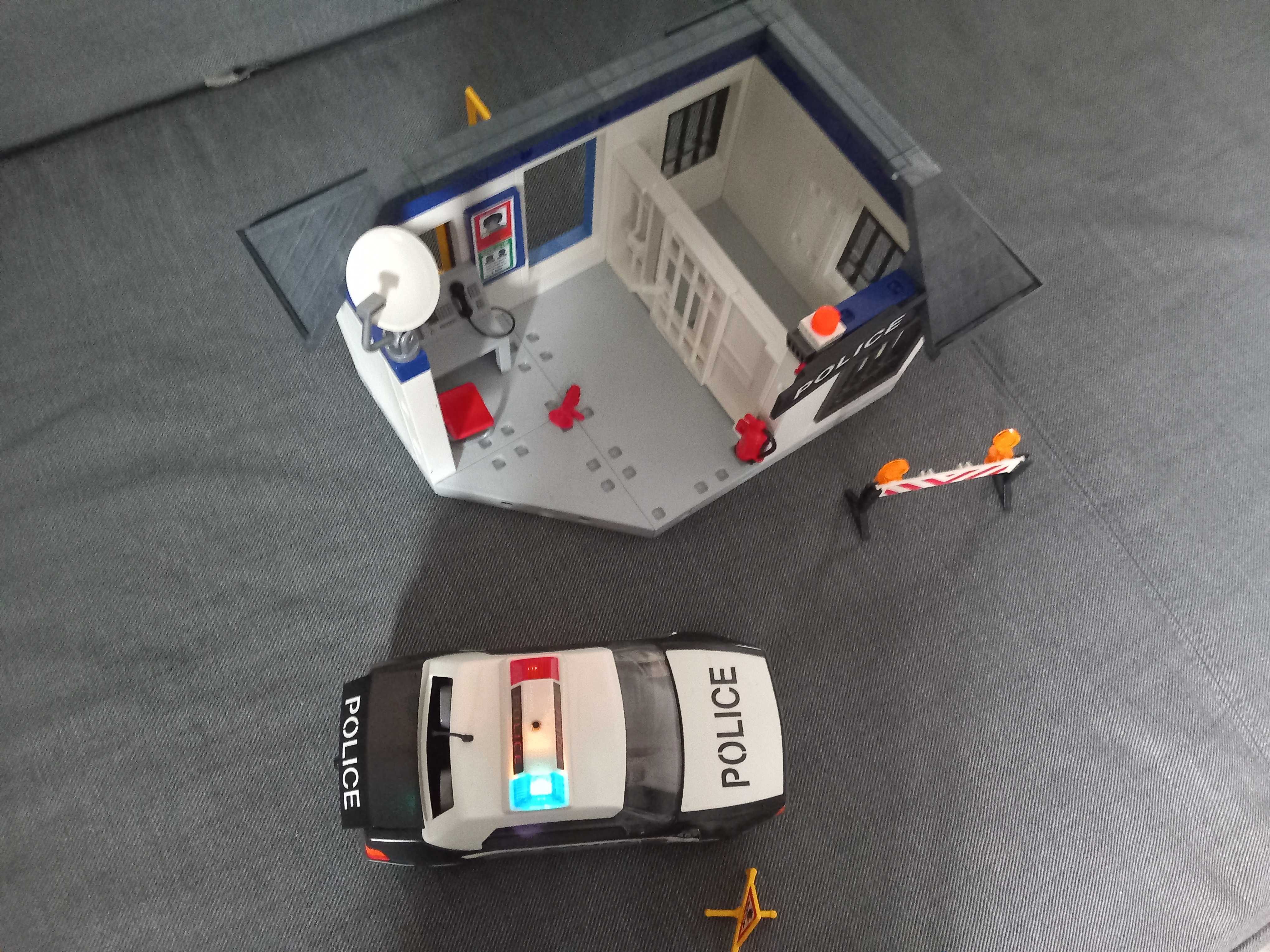 Playmobil 5013 Posterunek policji z więzieniem