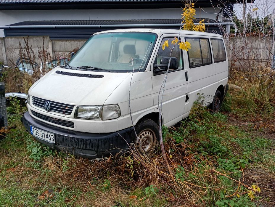 volkswagen caravelle T4 transporter 2.4 diesel 1999r na części