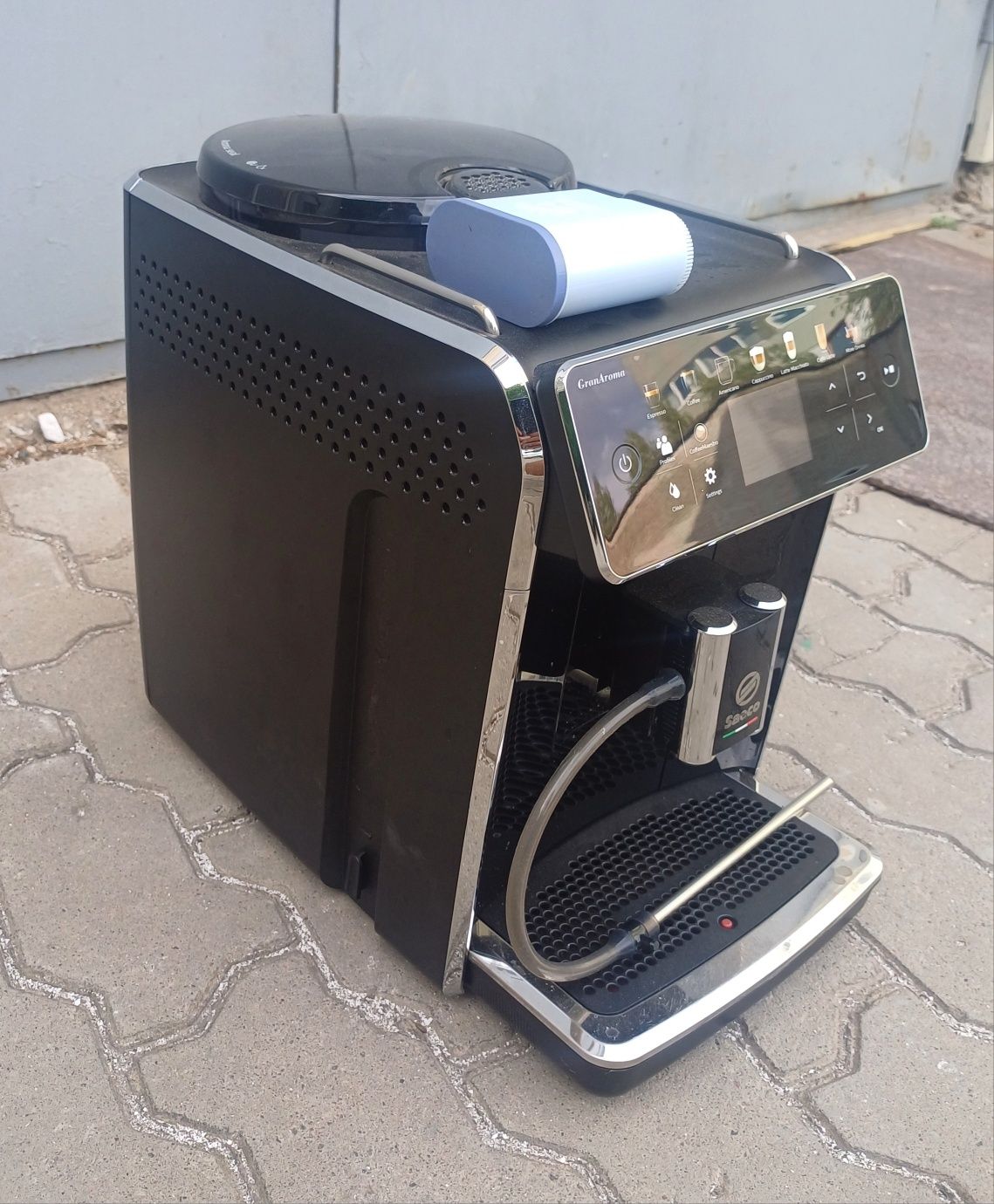 Кавомашина кавоварка Саеко Saeco Gran Aroma SM6580