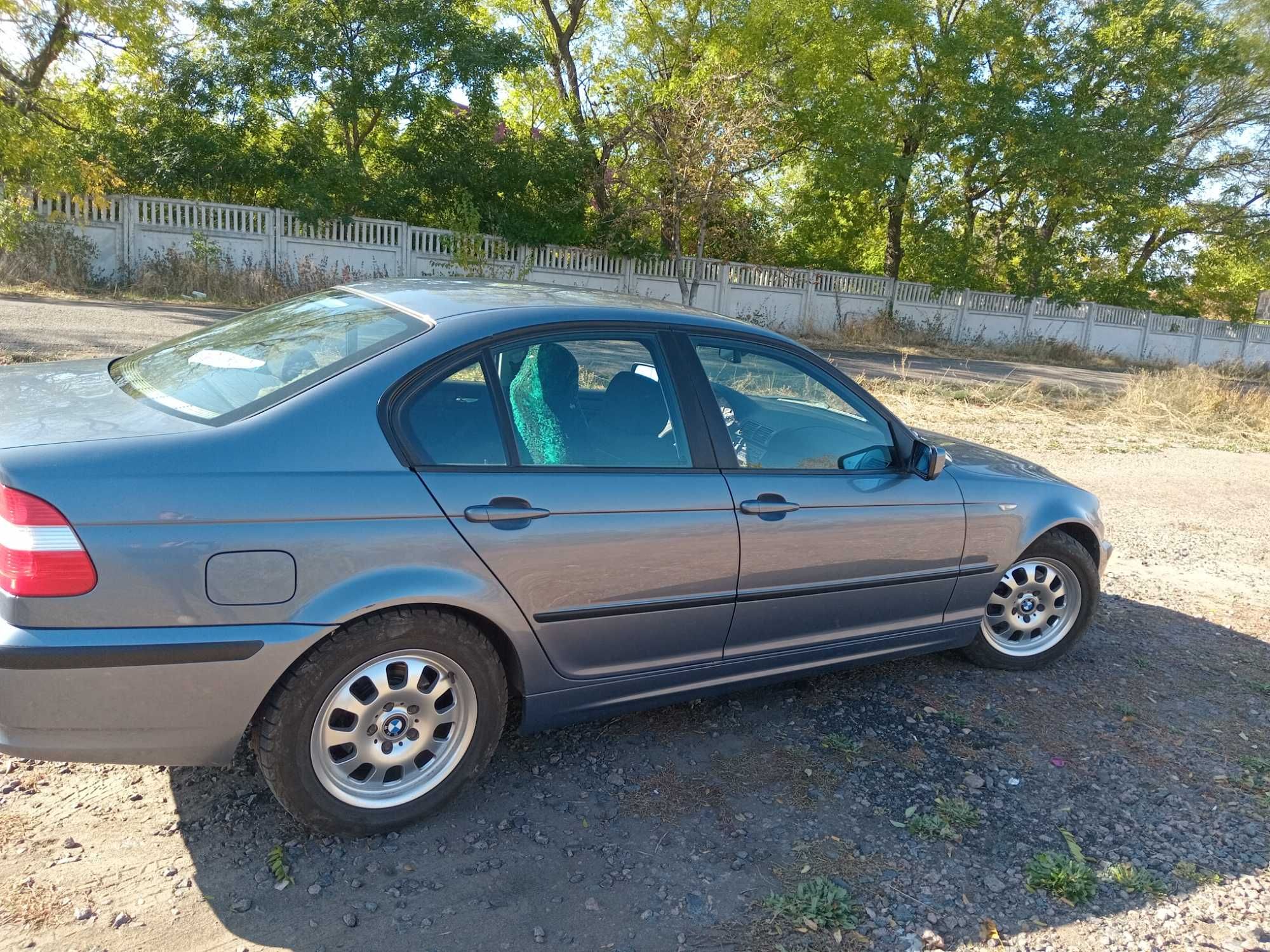 ПродамBMW 318 2003 рв