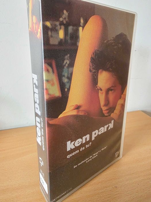 Filme em VHS "Ken Park Quem És Tu?"