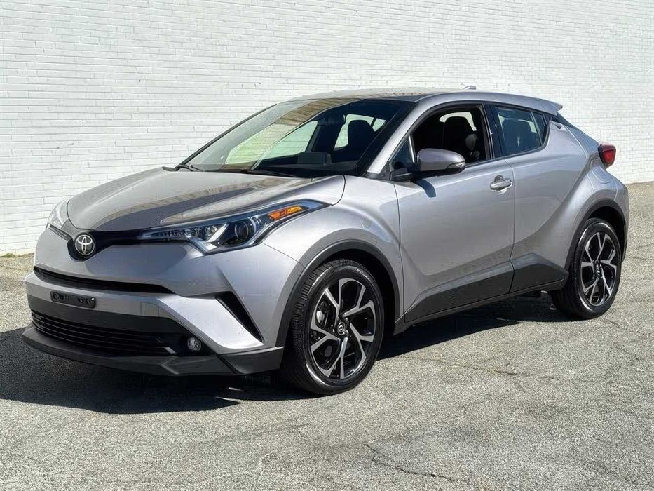 Toyota C-HR Limited      2019