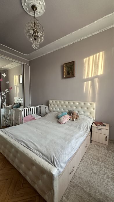 Продається унікальна квартира в центрі міста