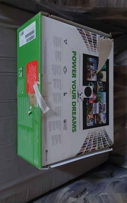 Xbox series s com comando aqua blue