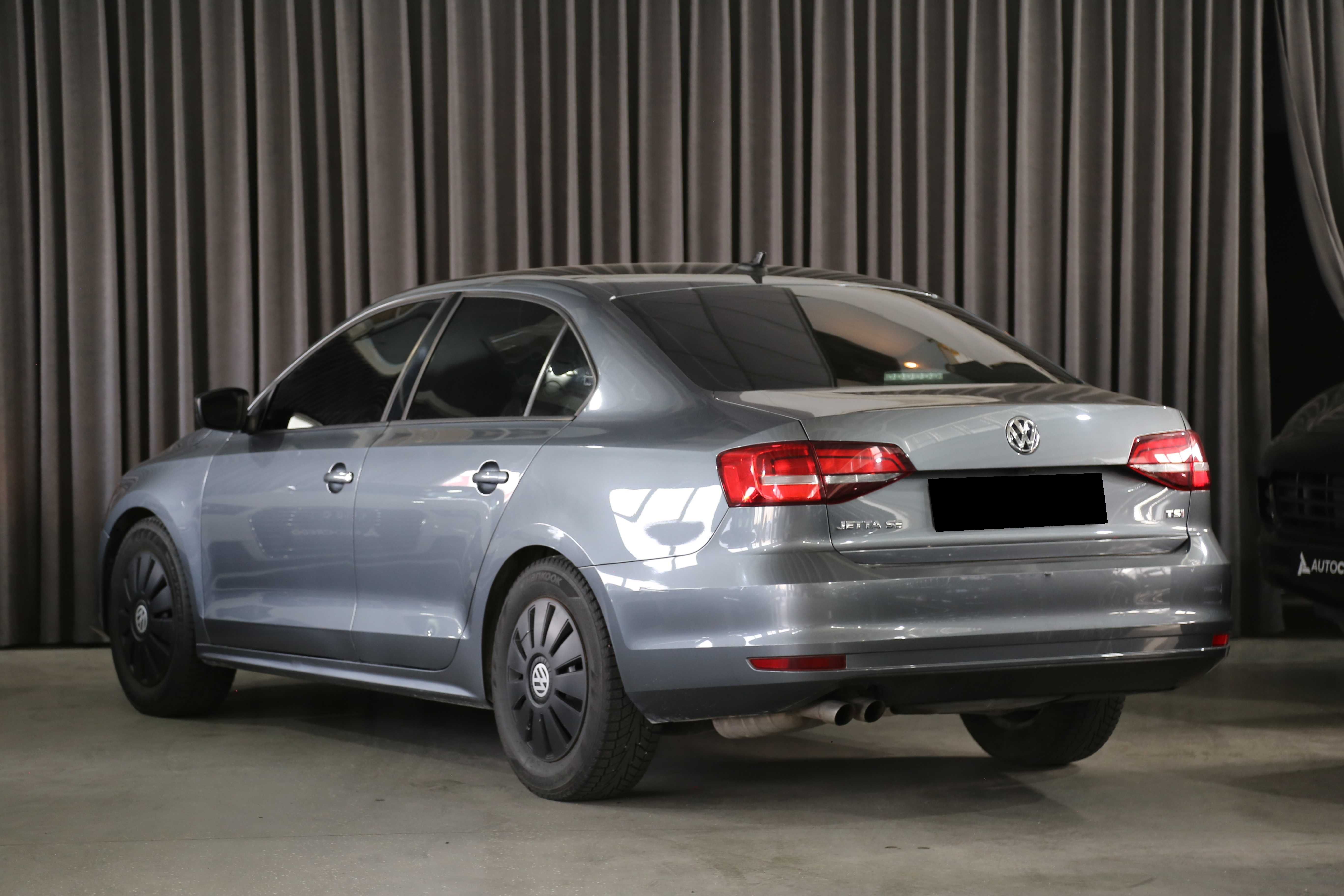 Volkswagen Jetta 2015 року