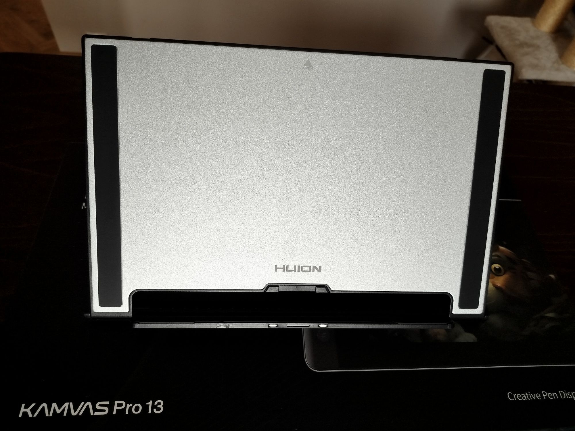 Huion Kamvas Pro 13 + podstawka