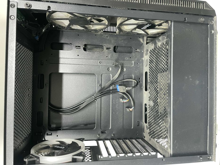 Корпус для компьютера игровой QUBE NEPTUNE QB07N RGB Стекло