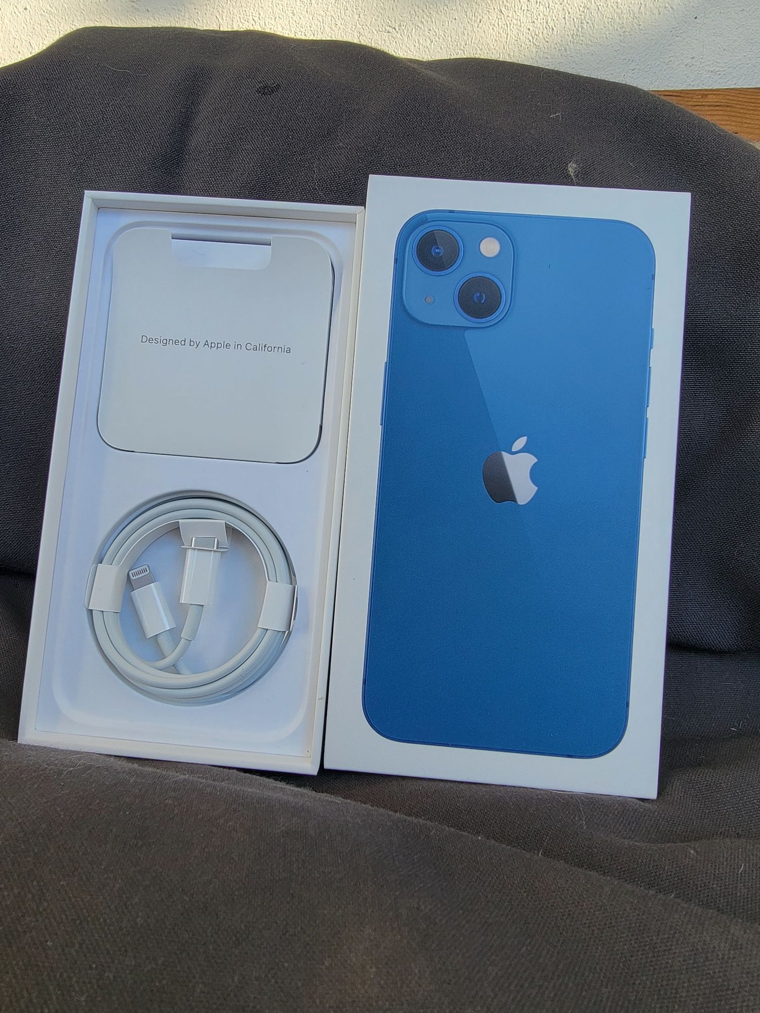 Iphone 13 COM CAIXA