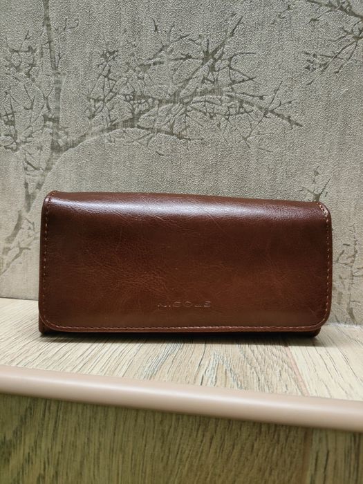 Nowy damski portfel Nicole brązowy