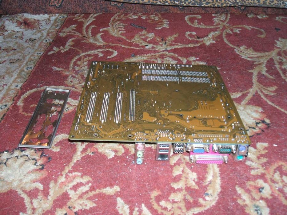 Asus P5G-TVM+Pentium631 3Hgz