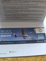 Lot zapownawczy samolotem na lotnisku w Pile