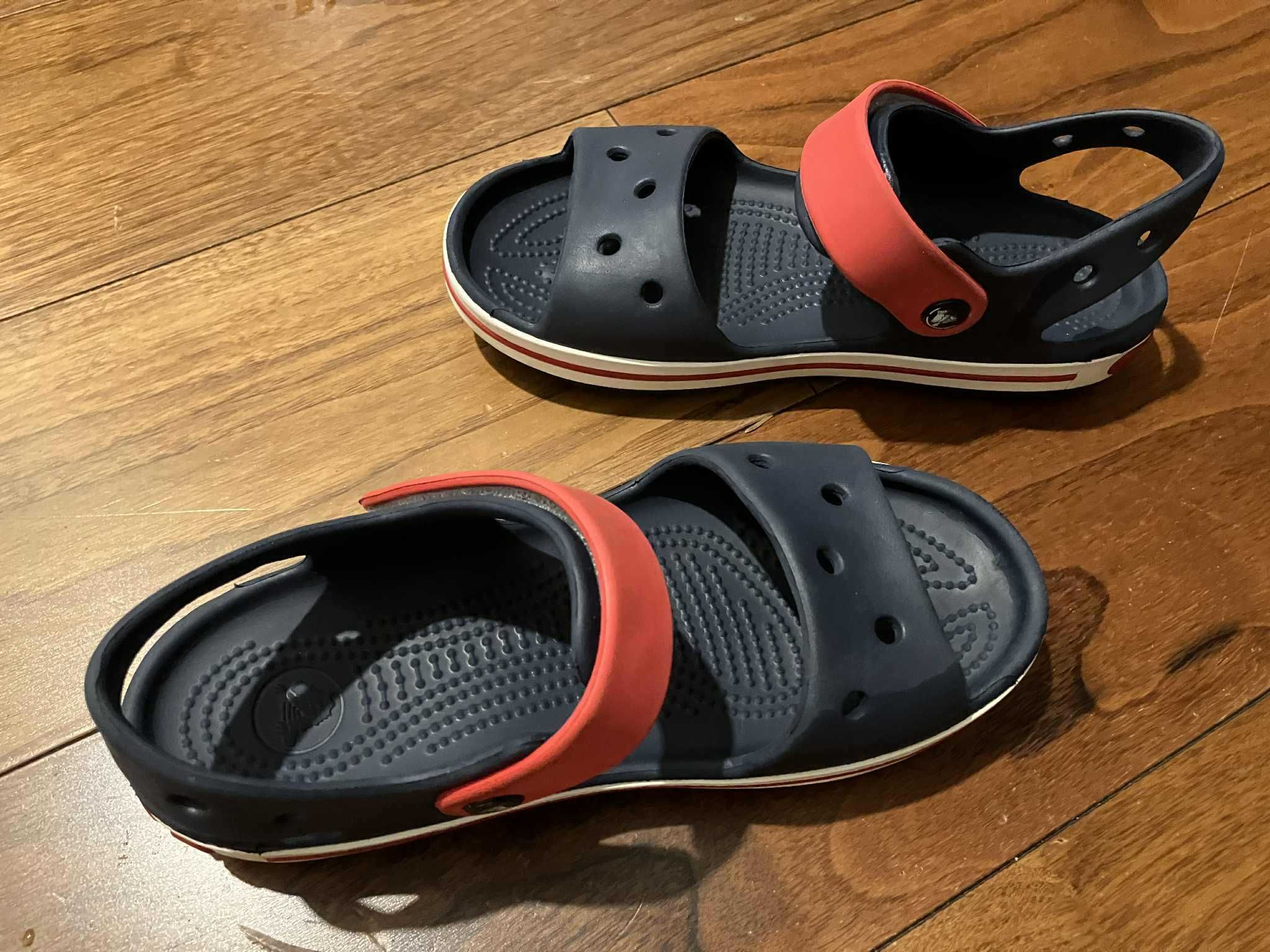 Sandały Crocs size J 2, EU 33-34