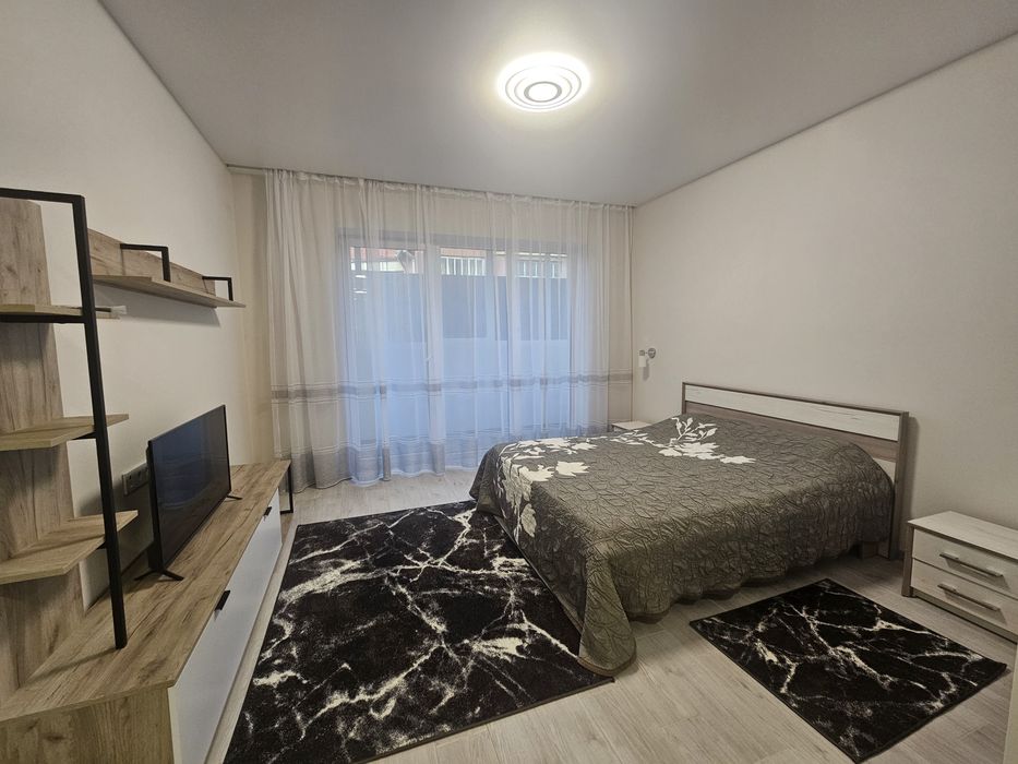 Вперше здається 1,5 кімнатна в будинку клубного типу поруч ТРЦ "Дастор