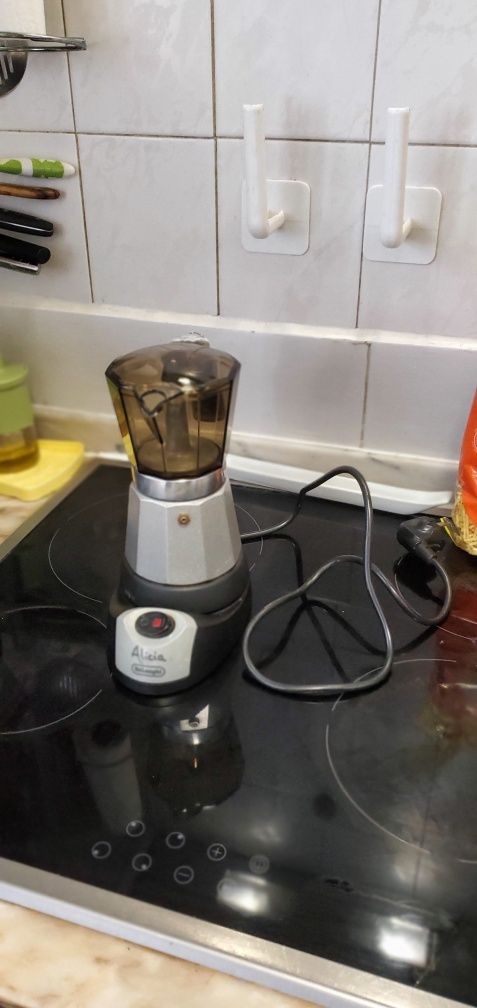 Máquina eléctrica Delonghi Alicia - Moka