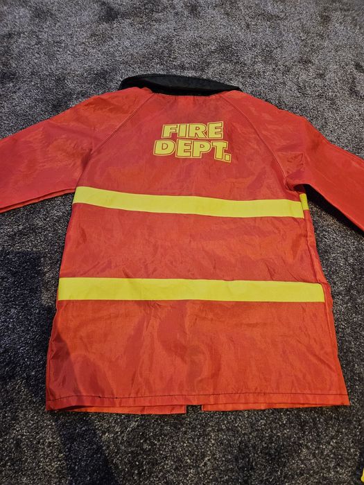 Strój strażaka dla dziecka