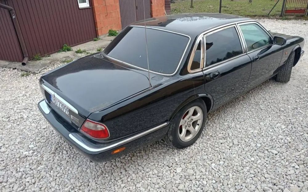 Jaguar XJ*2001 rok*4,0 B+Gaz*Zarejestrowany*Sprawny