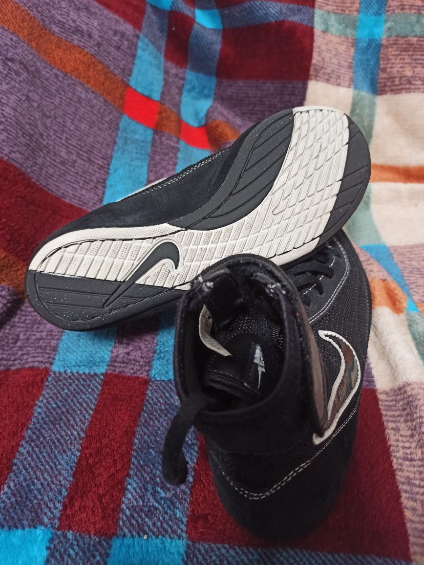 Борцовки боксерки Nike