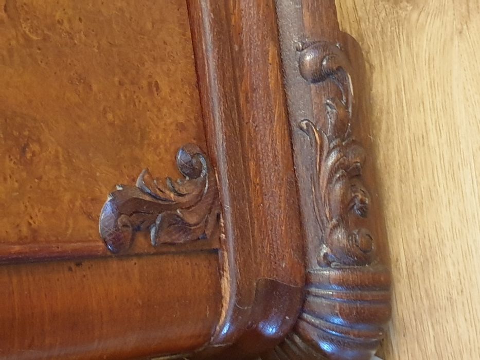 SPRZEDAM zabytkową Witrynę (Biblioteczkę)!