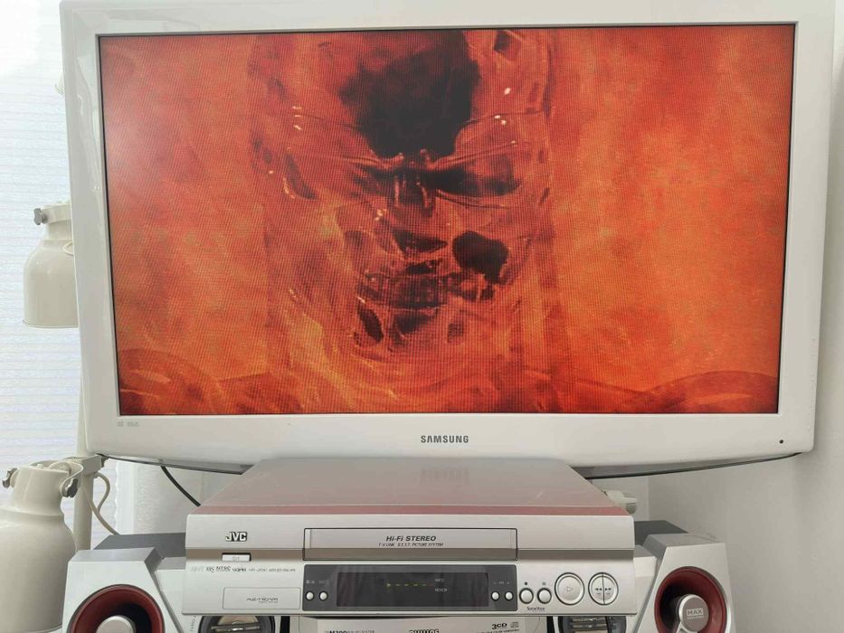 Magnetowid JVC VHS HiFi Stereo 6 head